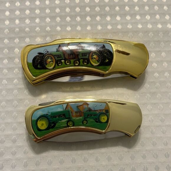 Vintage John Deere Collector Pocketknife Set with Tin Case Used as Display Only - Picture 7 of 9
